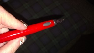 bottom rubber. This part rests against the inside of your middle finger as you write. 